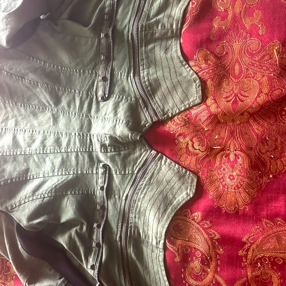 SHALANG Studded & ZIPPER Army GreenJacket Size: M - Picture 11 of 13